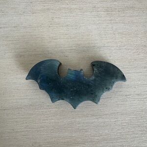 Labradorite Dark Blue Bat stone